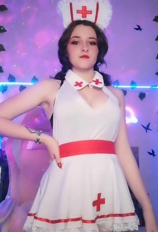 Ryn GamerGirl Egirl (@psycho_gummy) #cosplay  #decote  #vestido  #vestido branco  #peitos grandes  «so u came for ur checkup ?...»