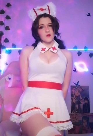 Ryn GamerGirl Egirl (@psycho_gummy) #decote  #vestido  #vestido branco  #cosplay  #peitos grandes  «Y u always in a moodbin just ur...»