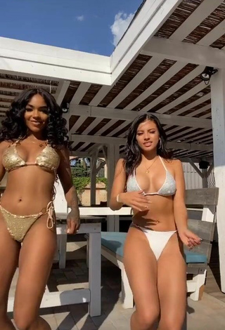 Alicia Awa (@aliciaawa) #bikini  #decote  «Upsss 110      @misssantacruz...»