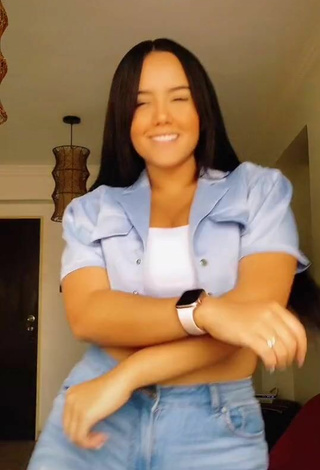 Nicole Diaz (@nicoleddiazz) #cropped  #decote  «Si compartes este video en tu...»