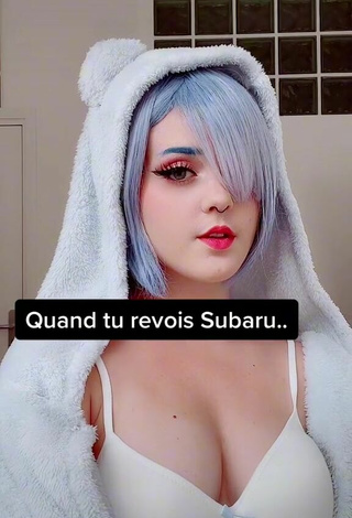 Acky (@ackyfoxy) #cosplay  #decote  «Oof coup dur pour Rem | lnsta :...»