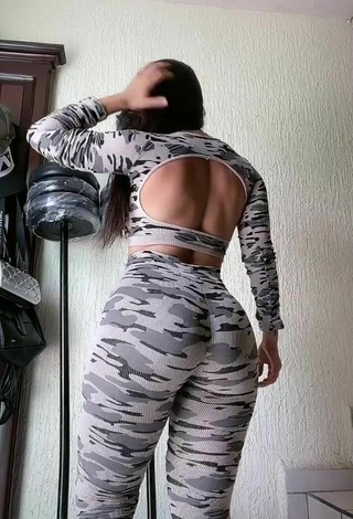 Mariel Araujo (@araujomariel123) #cropped  #top de camuflagem  #legging  #bunda  «ropa deportiva araujomariel88»