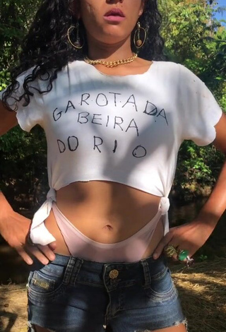 Alessandra Araujo (@alessandraaraujoof) #calcinha de biquíni  #parte de baixo do biquíni bege  «#anitta #tiktok #viral #anittamais»