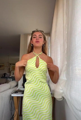 Aitana Soriano (@aitanaasoriano) #vestido  #vestido verde claro  «Ig: aitanaasoriano»