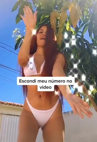 Brenda Campos (brendacamposv) #bikini  #biquíni branco  #bunda tremendo  «Que horas vc tá vendo esse vídeo...»