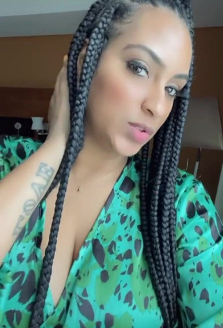 Juliet Ibrahim (@realjulietibrahim) #sexy  «#sheymakewegoyourside...»