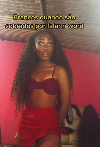 Laiane Rodrigues (@xb4ndida) #biquíni vermelho  #saia  #saia vermelha  «Ib: @joaofariax     ನೀವು ಸಾಕಷ್ಟು...»