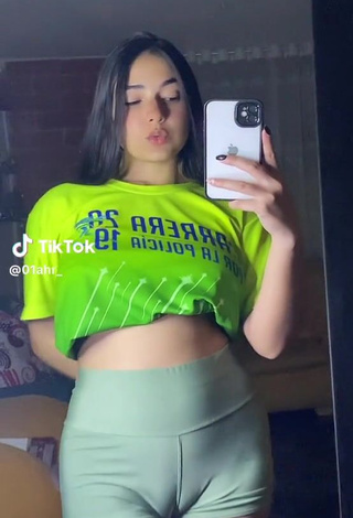 01ahr_ (@01ahr_) #pata de camelo  #cropped  #shorts  #shorts apertados  «@01ahr_ ♥️ ♥️ ♥️ ♥️ INSTAGRAM:...»